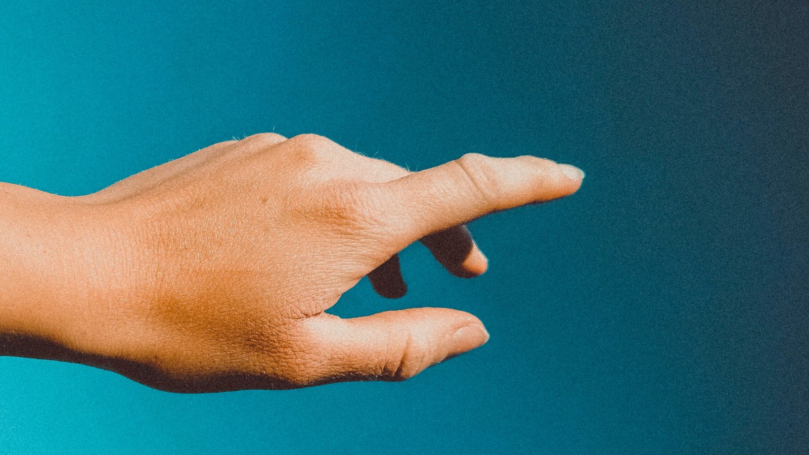 Some Parallel AV Kitchen TVs Come with Touch Panel Control